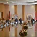 sur-hautes-instructions-de-sm-le-roi,-mm.-bourita-et-loudyi-recoivent-a-rabat-le-haut-representant-du-conseil-de-paix-pour-gaza
