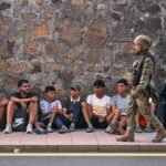 espagne-:-le-dirigeant-de-sebta-veut-confiner-les-migrants-en-attendant-leur-expulsion