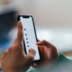 nouvelle-zelande-:-un-projet-de-loi-veut-interdire-les-reseaux-sociaux-aux-moins-de-16-ans