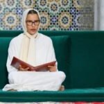 la-princesse-lalla-meryem-preside-une-veillee-religieuse-en-commemoration-du-28e-anniversaire-de-la-disparition-de-feu-sm-le-roi-hassan-ii